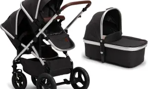 Mörkgrå syskonvagn med liggdel och sittdel i metall och läderdetaljer. Perfekt för tvillingar eller syskon med liten åldersskillnad.
